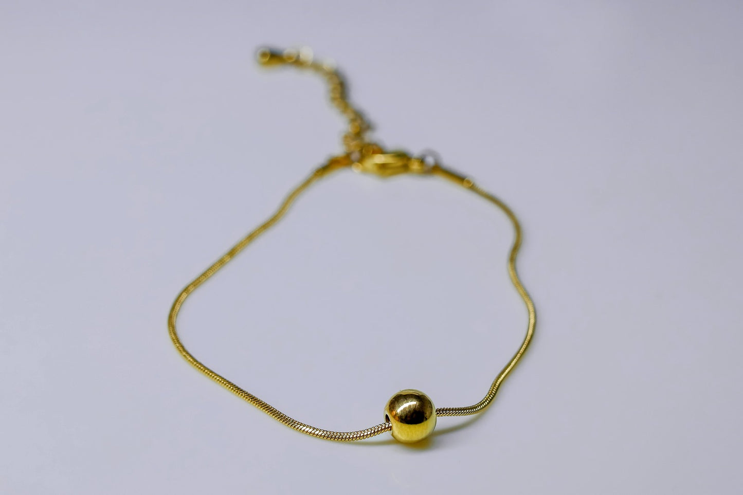 Golden Sphere Armband – Minimalistische Eleganz #3061