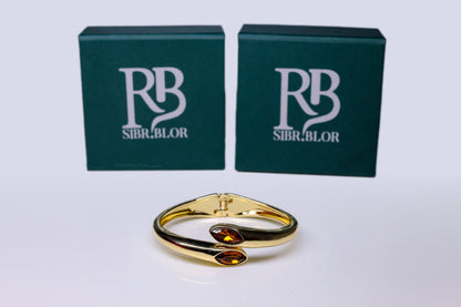 Golden Twist Armreif – Eleganter Schwung #4140