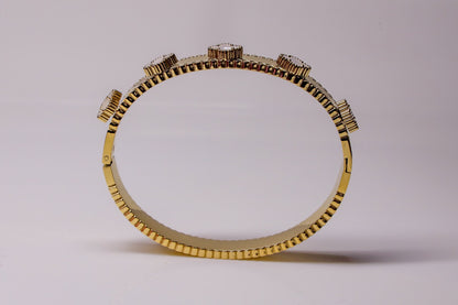 Lucky Clover Armreif – Glück in Stilform #4230