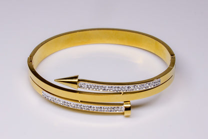 Gold Arrow Armreif #7163