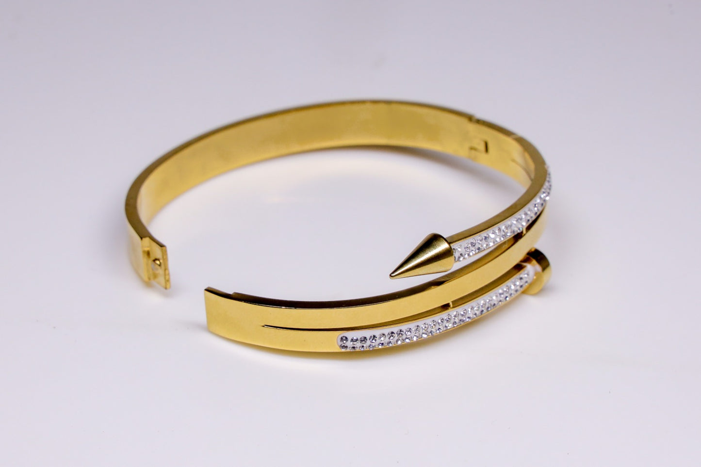 Gold Arrow Armreif #7163